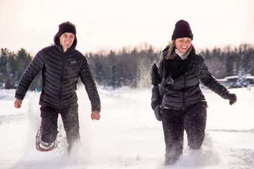 Raquette-et-jeux-hiver-couple-SHAWN_SIROIS (14)