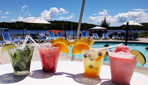 lido-bar-grill-drink-2